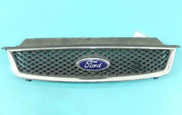 Ford C-MAX I Front bumper upper radiator grill 3M51-R8200-A IMPRK1348667
