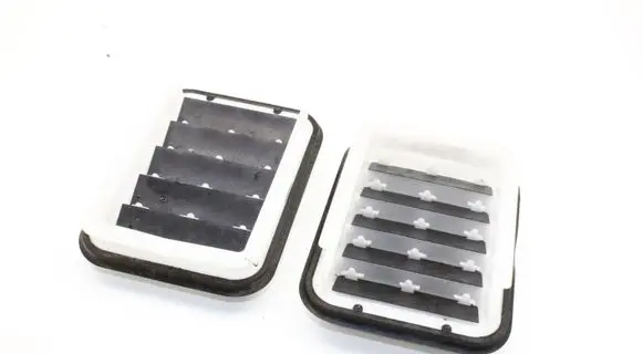 Lexus UX Quarter panel pressure vent 
