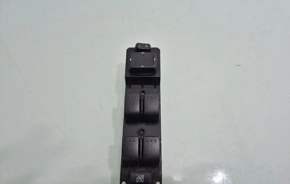 Mazda CX-7 Electric window control switch