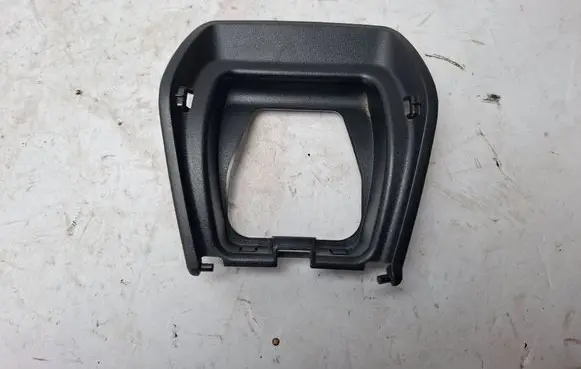 BMW 2 F22 F23 Cover in windowsill 11252010