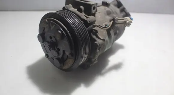 Opel Signum Air conditioning (A/C) compressor (pump) 3661507345