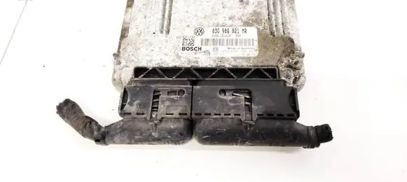 Volkswagen PASSAT B6 Engine control unit/module 03G906021MR 0281013311