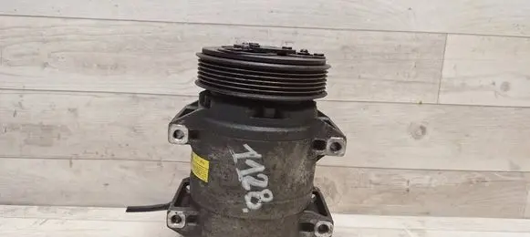 Volvo S80 Air conditioning (A/C) compressor (pump) 8684287 289E689811 9732