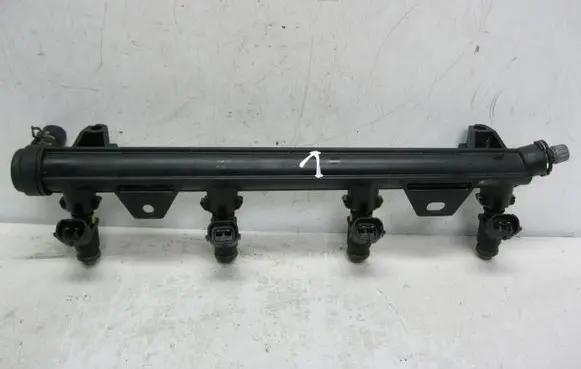 Volkswagen Polo IV 9N3 Fuel main line pipe 033319BT