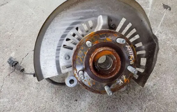 Chrysler Pacifica Front wheel hub 68189019AB 504AE