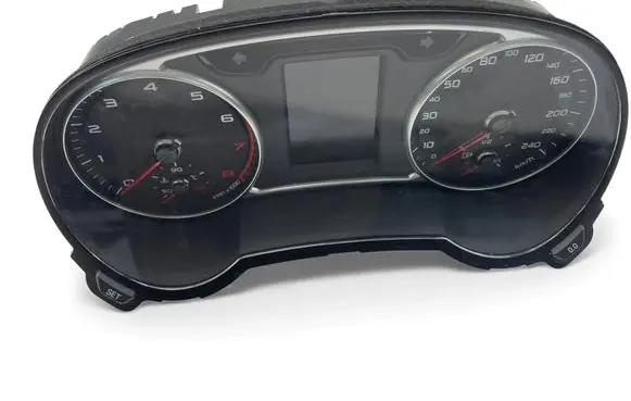 Audi A1 Speedometer (instrument cluster) 8XA920930D