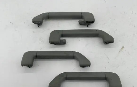 Volkswagen Touareg I A set of handles for the ceiling 7L0857607A 7L0857644A 7L0857643A