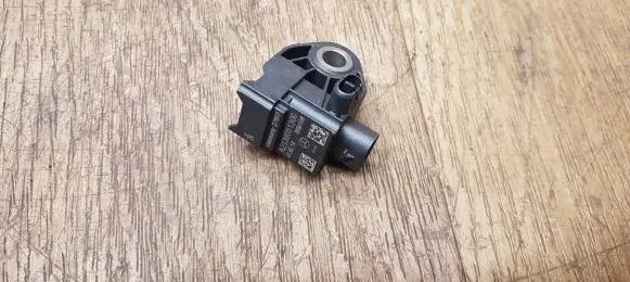Mercedes-Benz GLC X253 C253 Airbag deployment crash/impact sensor A2139051300