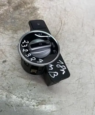 Mercedes-Benz CLA C117 X117 W117 Light switch A2129050551