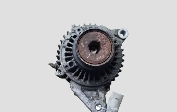 Jeep Cherokee KJ Generator/alternator 56041578AB