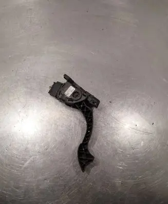 Ford Mondeo MK IV Accelerator throttle pedal 6G929F836RC 6PV00922014