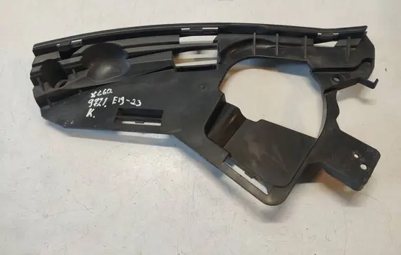 Headlight/headlamp mounting bracket