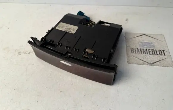 Mercedes-Benz ML W164 Car ashtray A1648100030