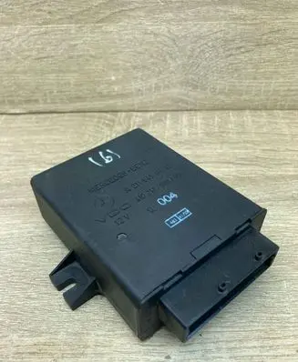 Mercedes-Benz E W211 Air suspension control unit module (rear) A2115450432 410213006