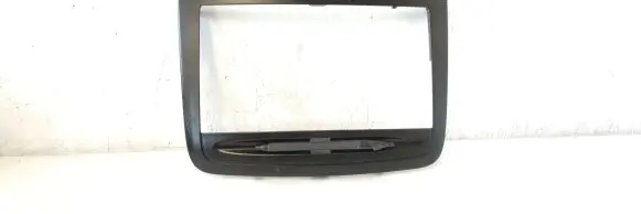 Radio/GPS head unit trim