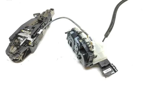 Citroen C3 Aircross Front door lock 16943712 2082M103 PSA266779