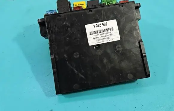 Mercedes-Benz C W203 Fuse box set 2035451701 IMPRK1383902