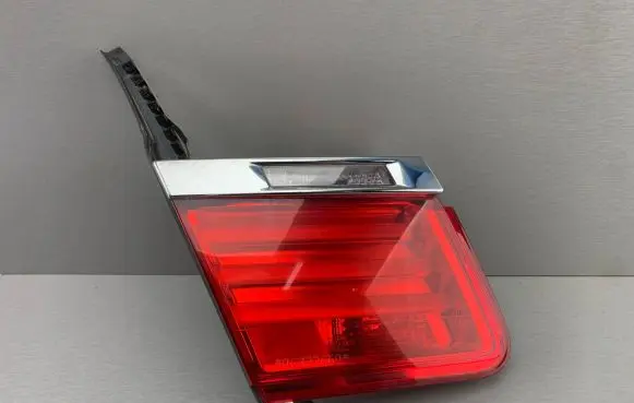 BMW 7 F01 F02 F03 F04 Tailgate rear/tail lights 7182205 63217182205