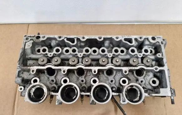 Citroen C2 Engine head 9643477110