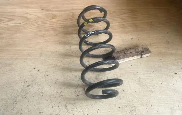 Mitsubishi Colt Rear coil spring