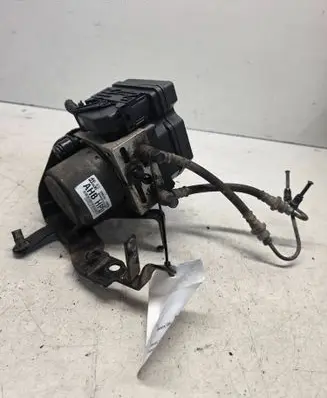 Hyundai Sonata ABS Pump 586204R000