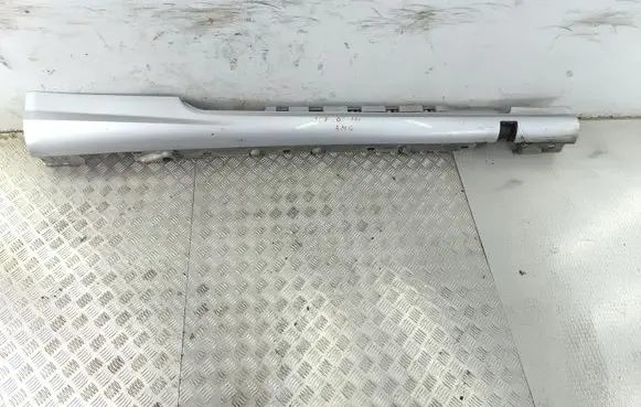 Mercedes-Benz E A207 Sill A2076901840