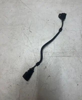 Volkswagen PASSAT B5.5 Crankshaft position sensor 9805940