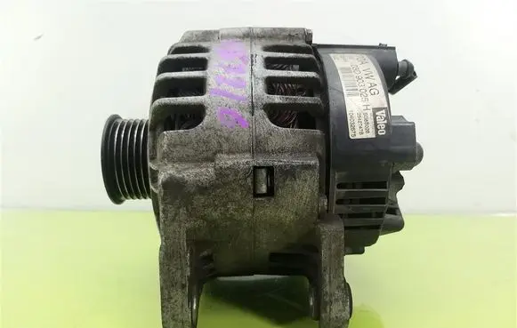 Skoda Fabia Mk1 (6Y) Generator/alternator 03D903025H