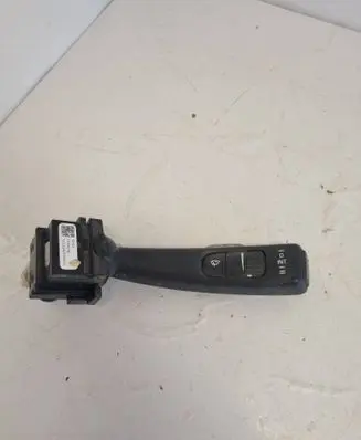 Volvo V70 Wiper control stalk 31264169