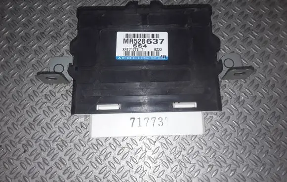 Mitsubishi Pajero Gearbox control unit/module MR528637