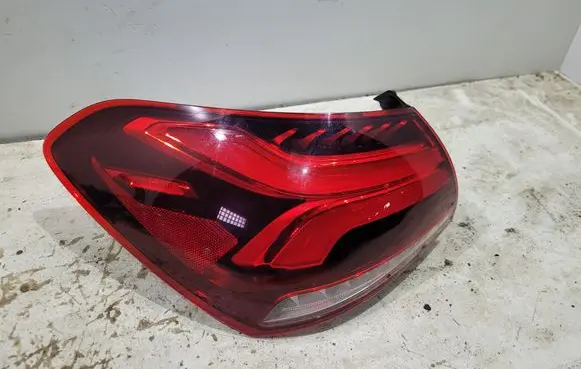 Rear/tail lights