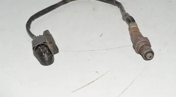 BMW 5 E60 E61 Lambda probe sensor 7512982 0258007144