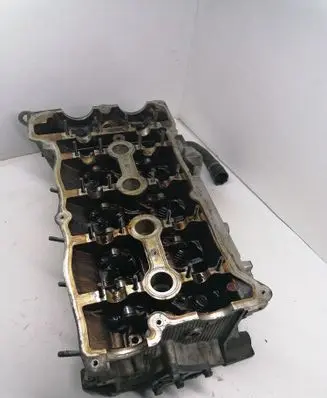 BMW 1 E81 E87 Engine head 75059759