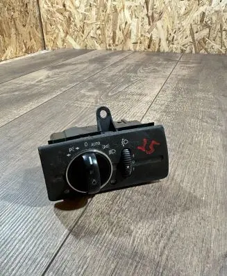 Mercedes-Benz E W211 Light switch 2115450904 04056025