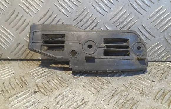 Volkswagen PASSAT B5.5 Front bumper mounting bracket 3B0807183E