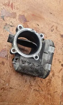 Volvo XC60 Throttle valve 31216665
