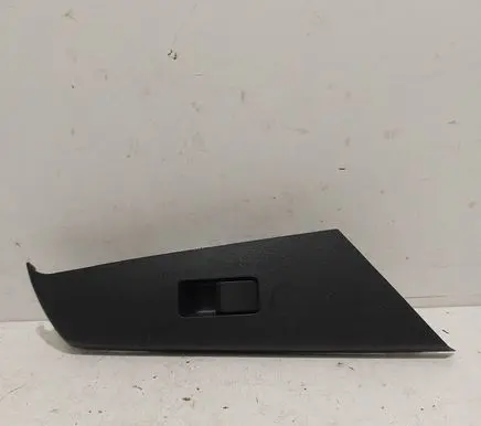 Mazda 3 II Electric window control switch 66370 BBM2 0029T1