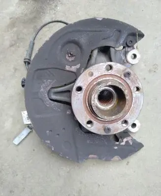 Citroen C5 Aircross Front wheel hub