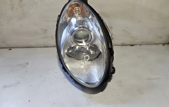 Mercedes-Benz R W251 Headlight/headlamp A2518260291 2634500