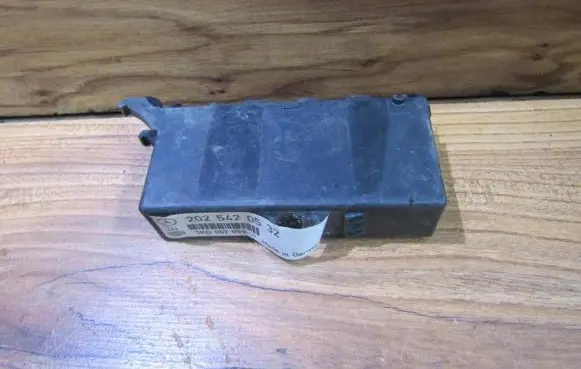Mercedes-Benz C W202 Other control units/modules 2025420532 5kg007099-02