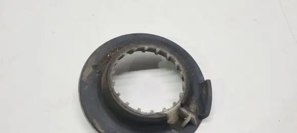 Renault Arkana Rear coil spring rubber mount 550362599R