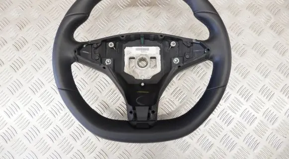 Tesla Model S Steering wheel 100527900D