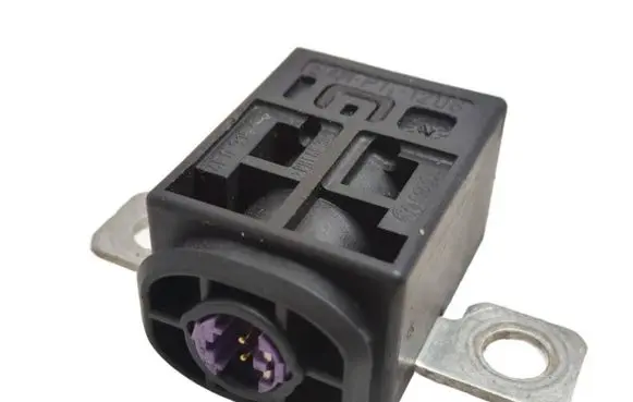 Audi A7 S7 4G Battery relay fuse 4F0915519