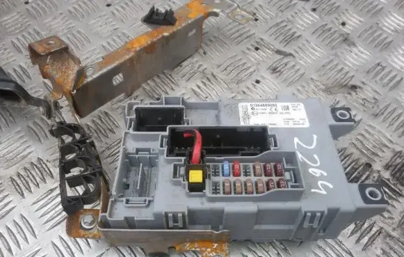 Peugeot Bipper Fuse box set 01364889080 116ri-000674