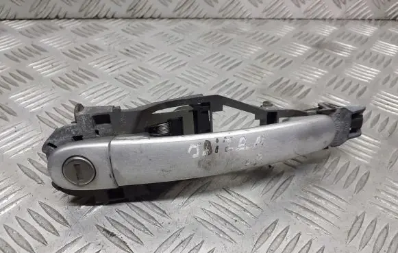 Seat Ibiza III (6L) Front door exterior handle 3B0837885