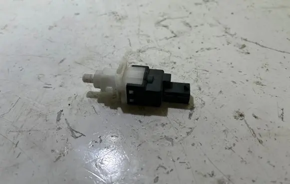 Peugeot Boxer Brake pedal sensor switch 46840510 10295