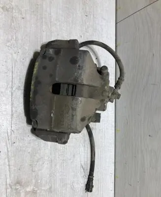 Volkswagen Beetle A5 Front brake caliper