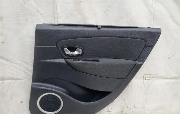Renault Scenic III - Grand scenic III Rear door card panel trim 829A00232R 156044491 156043921