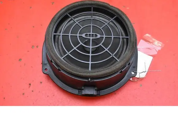 Audi A4 S4 B8 8K Subwoofer speaker 8R0035411