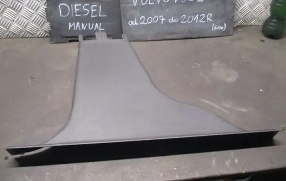 Volvo V50 (C) pillar trim 9486847